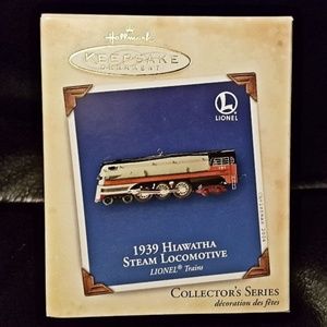 Hallmark Hiawatha 1939 Steam Locomotive Ornament